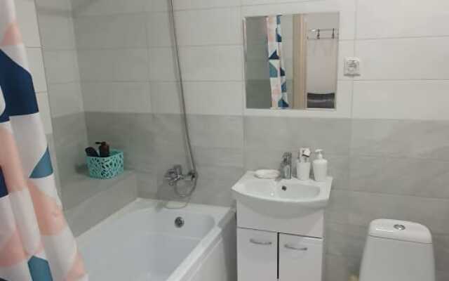 1 Kom V Novom Mk Kuzyminki Omsk Flat