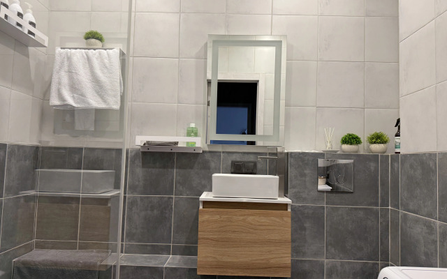 Квартира премиум-класса Созидателей 114/2 Shumiloff Apartments