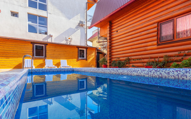 Aprelskie Tezisy Guest House