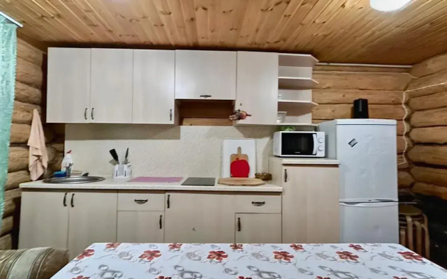 Na Ovrazhnoy 26v Private House
