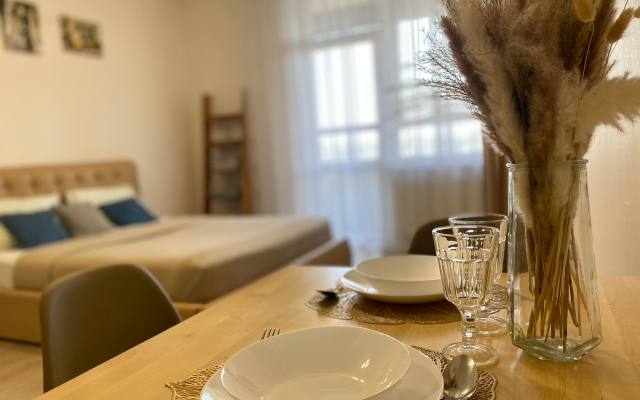 Квартира Просторная уютная и современная студия на Родонитовой 35