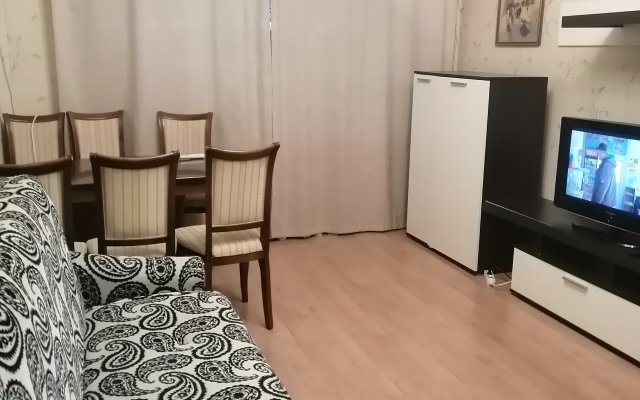 Dvukhkomnatnaya Ryadom S Zooparkom Flat