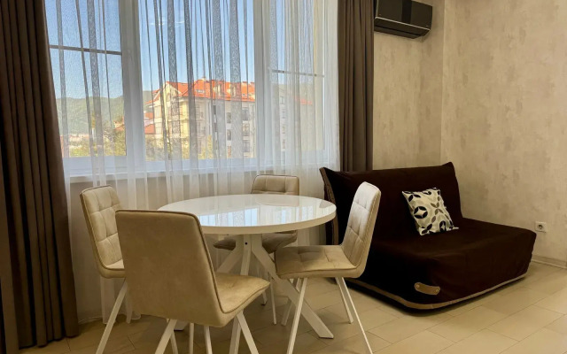 Prostornaya Ryadom s Morem Flat