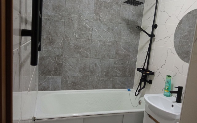 Uyutnaya  Kvartira - Yevrodvushka Flat