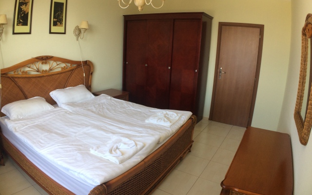 Gardenia Apartments