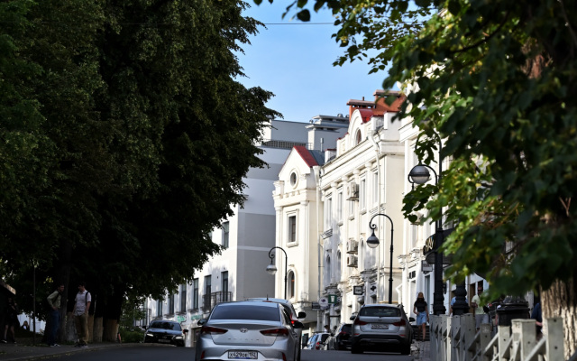 Flat na Baumana Milli House