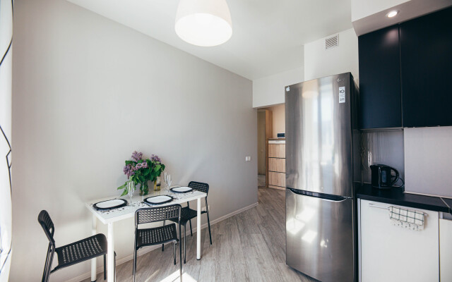 Апартаменты День и Ночь на Согласия