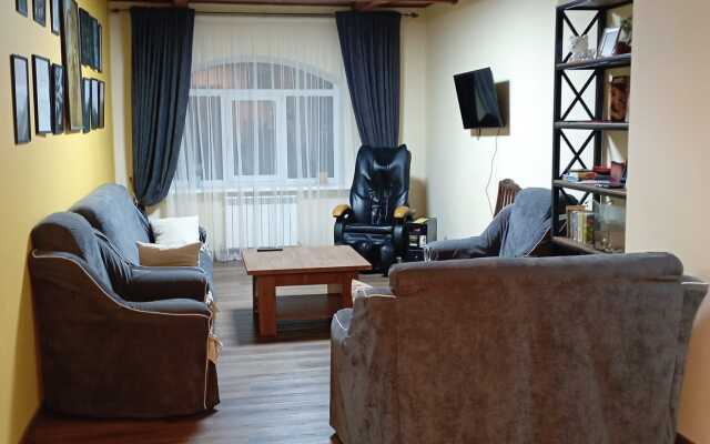 Shatun Hotel