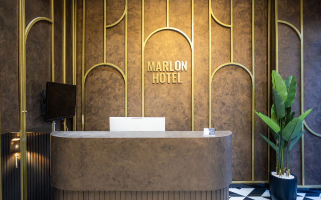 Отель Marlon