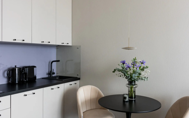 Merino Home Violet Apartments