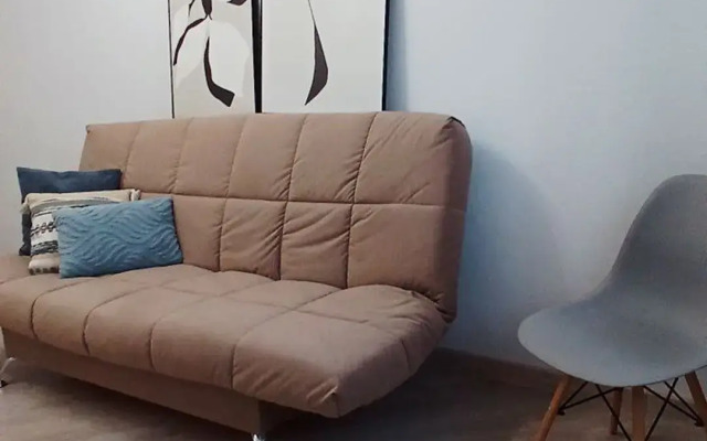 Квартира Двухкомнатная на Мамина Сибиряка 137