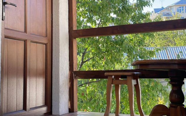 Liana Guest house
