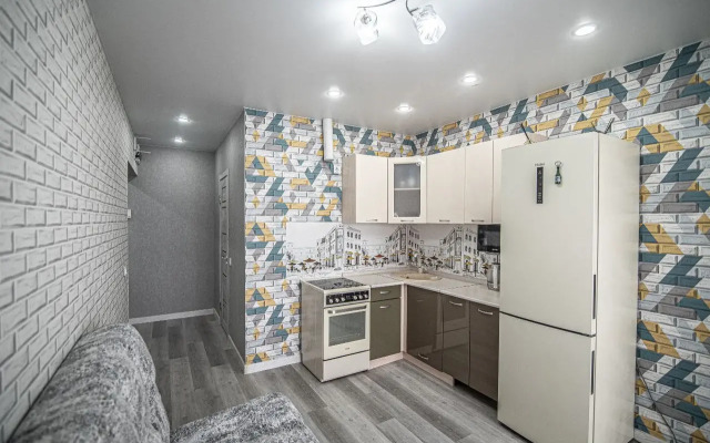Po Ulitse Popovicha 11 Flat
