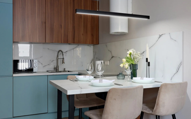 Yevrodvushka U Morya Flat