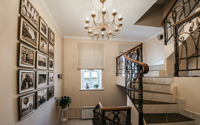 Sakvoyazh Hotel