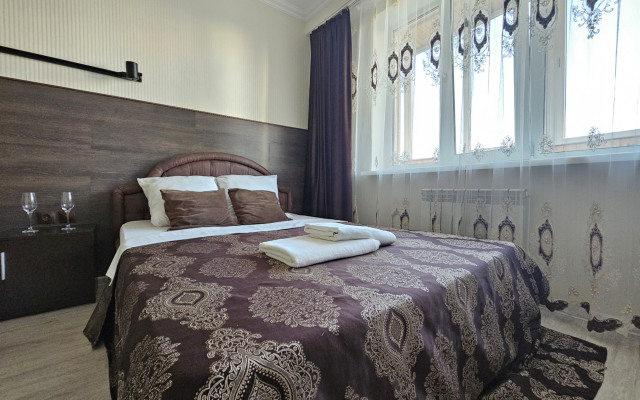 Yaroslavskaya 72(9) Apartments