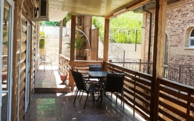 Palma Finik Guest House