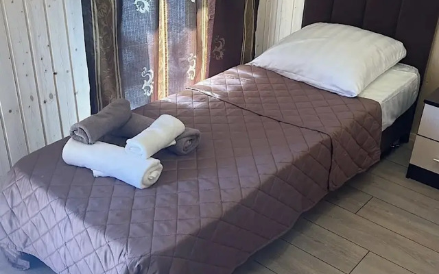 Eko Domiki Palma Guest House
