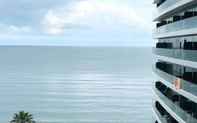 Beachfront Batumi View Apartments by Globalstay Apartments