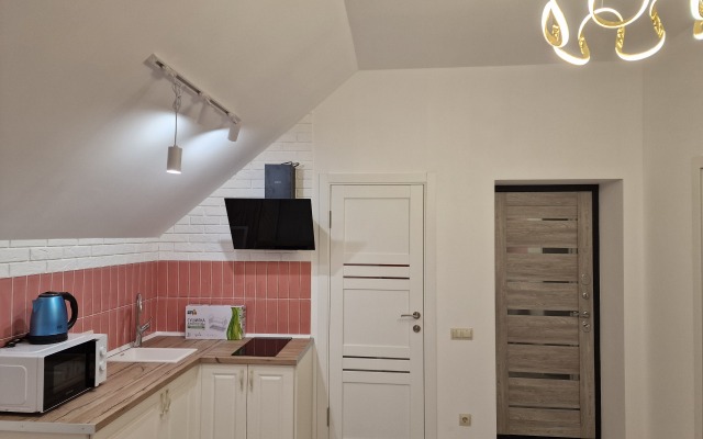 BaltAtlantik nomer v stile Barbi Flat