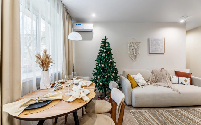 Апартаменты рядом с театром Г. Камала