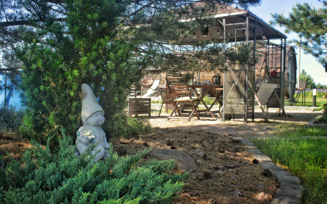 Частный дом Семейное эко-пространство Домик у моря