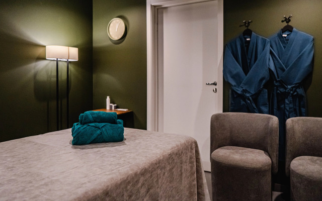 Mercure Hotel and Residences Saint Petersburg Hotel