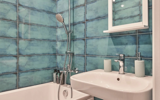 Prostornye Apartamenty u Yekaterininskogo Parka Flat