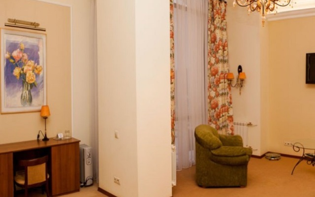 Pride Hotel