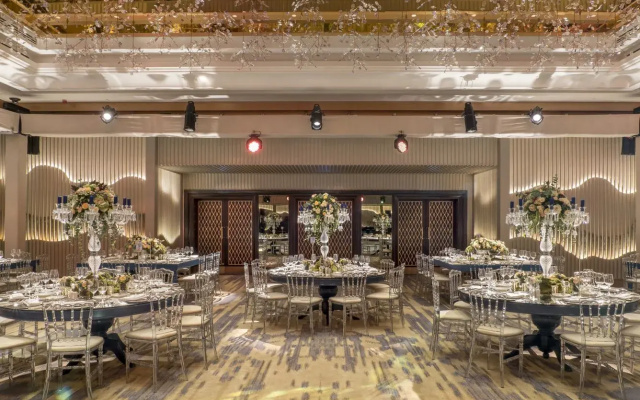Hotel The Ritz-Carlton, Istanbul.