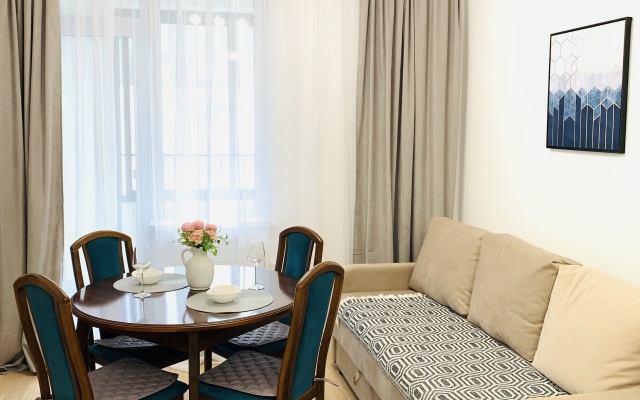 Svetlaya Uyutnaya V Tsentre Goroda Flat
