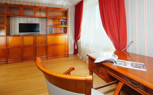 Morskaya Rapsodiya Apartments