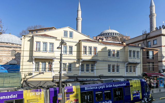 Elasophia Hotel