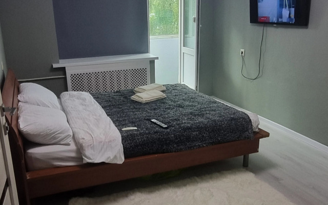 Tihaya Prostornaya V Samom Tsentre G. Lomonosov Flat