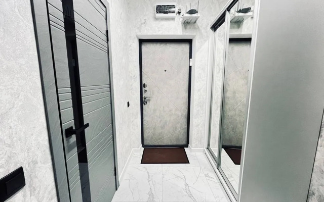 Na Ulitse Borisa Slyusarya 23s2 V Zhk Levobepezhye Flat