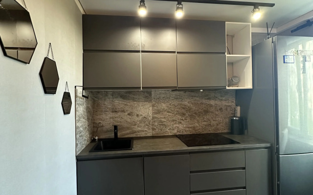 Квартира Двухкомнатная около Метро Комендантский Проспект