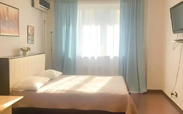 Апартаменты на Кубанской набережной