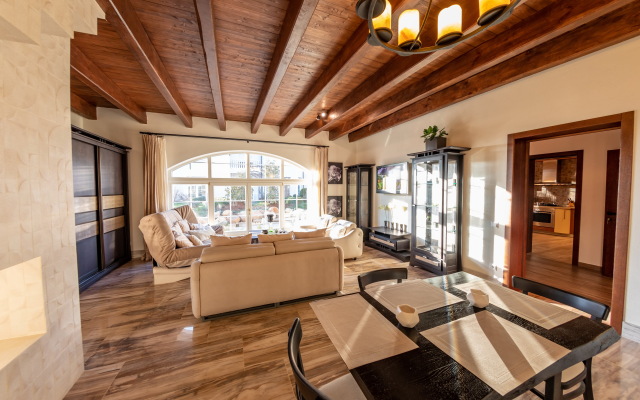 Zen S Vannoj SPA I Terrasoj Villa