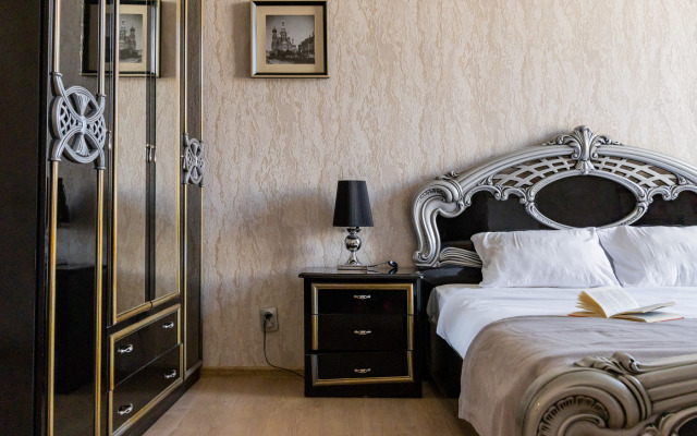 Nomera Na Ploschadi Vosstaniya Guest house