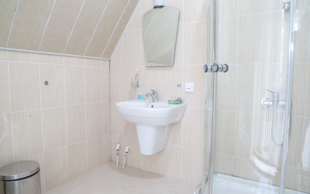 Arena Gusar Hotel