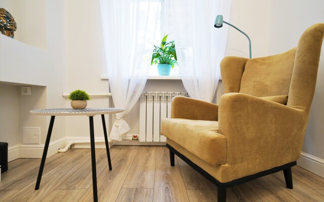 Uyutnaya Kvartira na Vasilyevskom Ostrove Flat