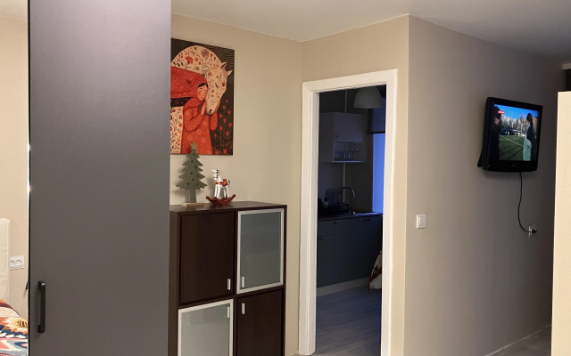 Апартаменты Ваш Рантье на Книповича 55 рядом с Plazma