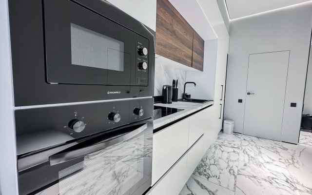 Dvukhurovnevye s basseynom Apartments