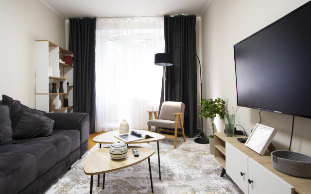 Trekhkomnatnaya S Izolirovannymi Komnatami Na Kievskoy Flat