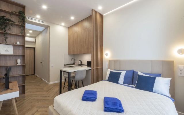 S Lichnoy Terrasoy Na Kryshe Doma Okolo Metro Apartments