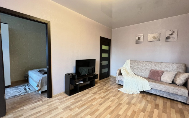 Квартира Просторная двухкомнатная на Каховской