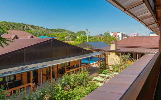 Viktoriya TWO Guest House