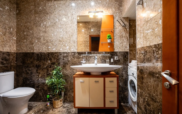 U Burdenko Flat
