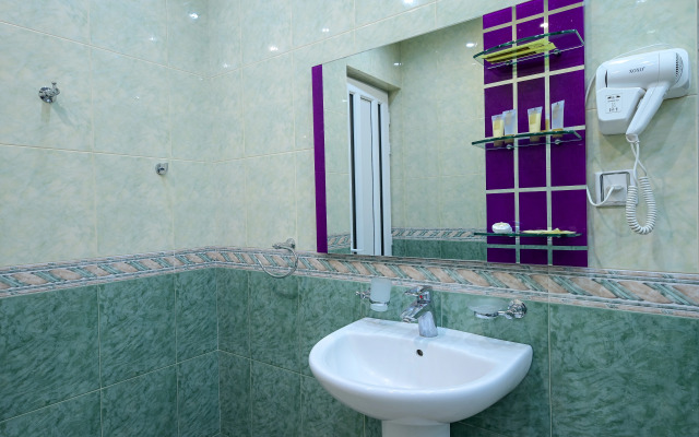 Отель Arda Golden Hotel Yerevan