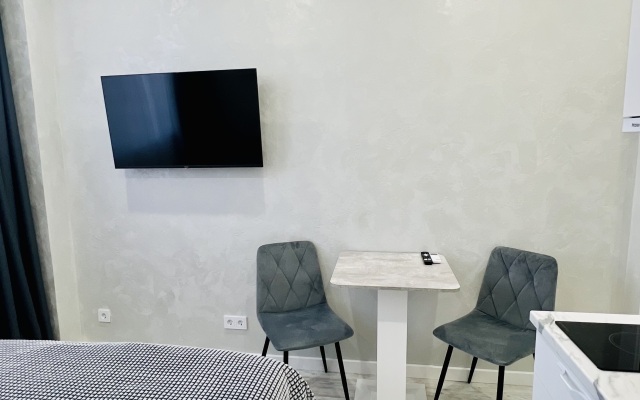 Novaya Studiya V Tsente Adlera Apartments